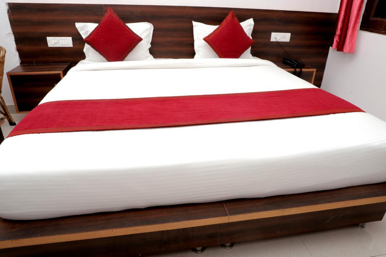 Orchid Hostel Rishikesh Ngoại thất bức ảnh