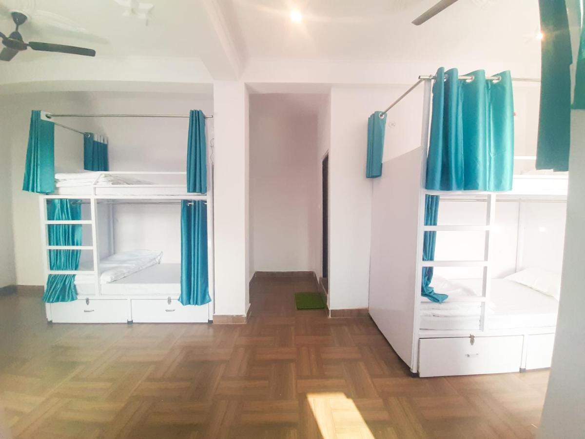 Orchid Hostel Rishikesh Ngoại thất bức ảnh