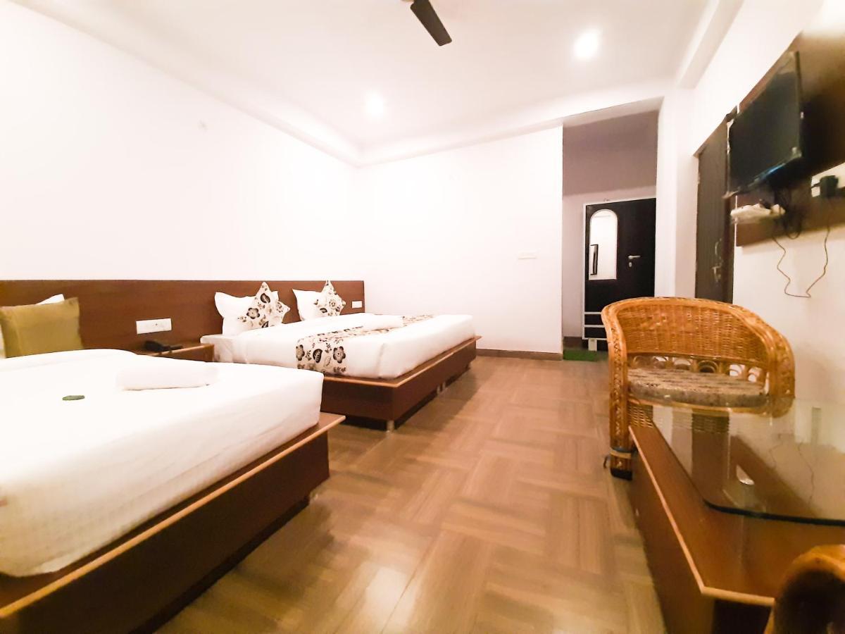 Orchid Hostel Rishikesh Ngoại thất bức ảnh